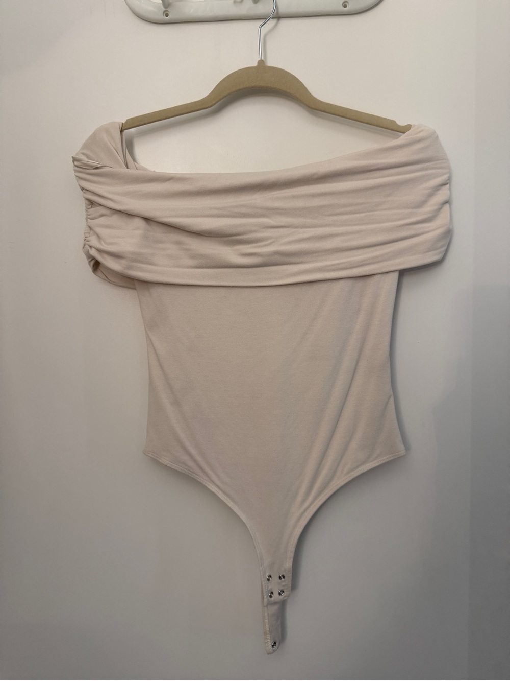 Dynamite Off-Shoulder Cream Bodysuit
